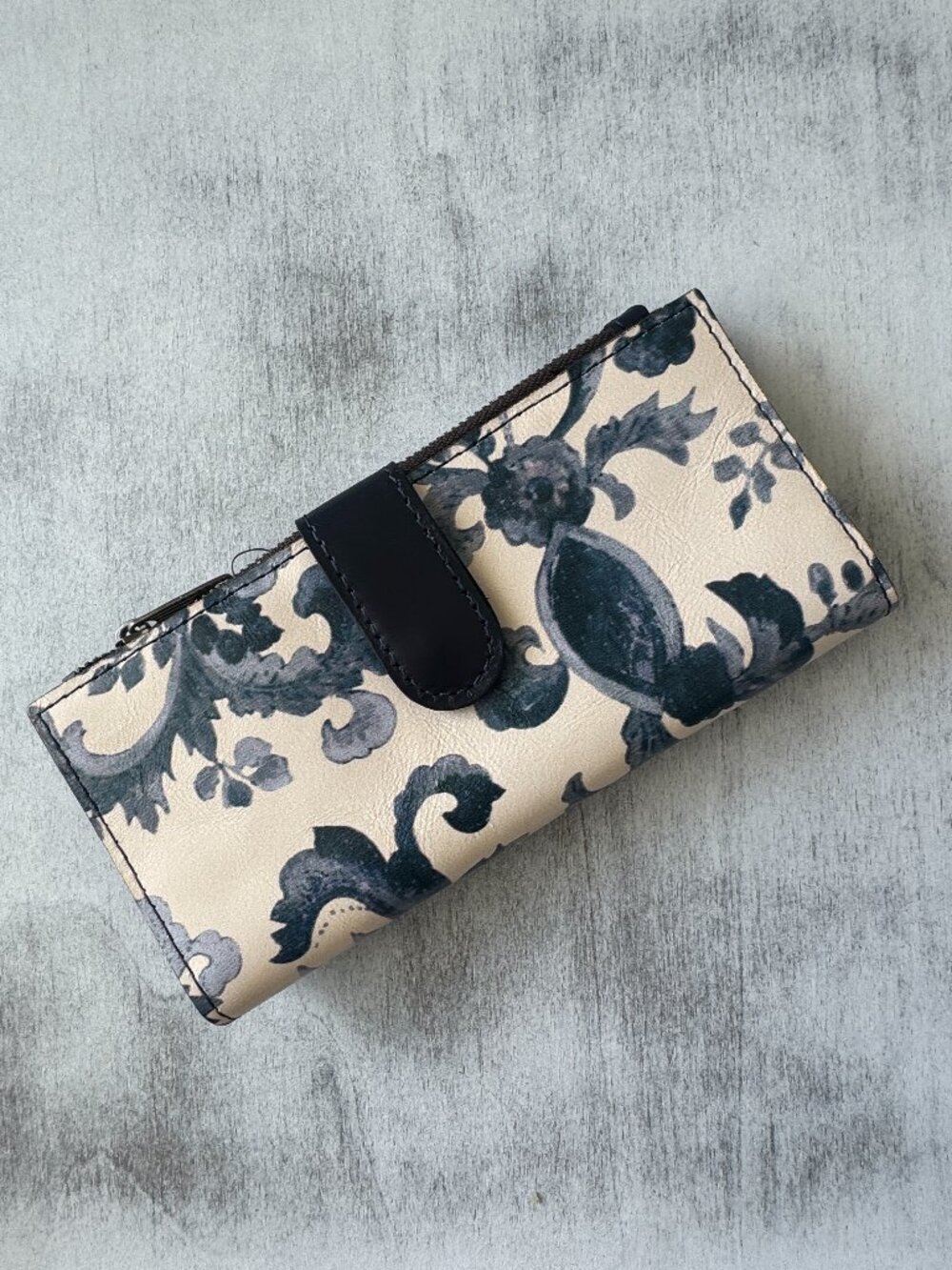 Patricia Nash Nazari Floral Leather Bi-Fold Wallet RFID Renaiss Revival Blue